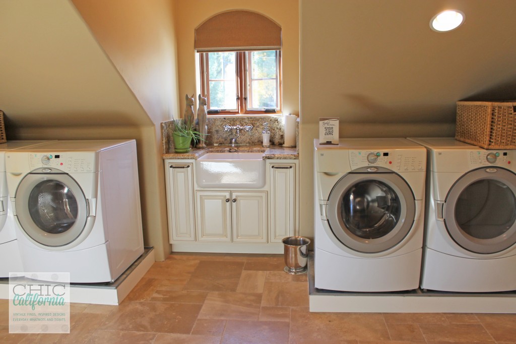 upstairs laundry, double washer, double dryer, utility sink