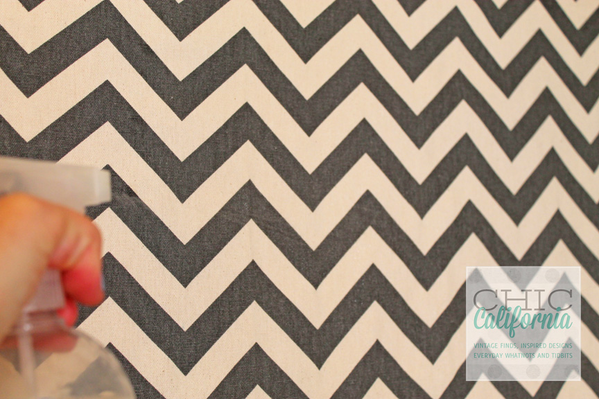 DIY faux wallpaper using starch and fabric