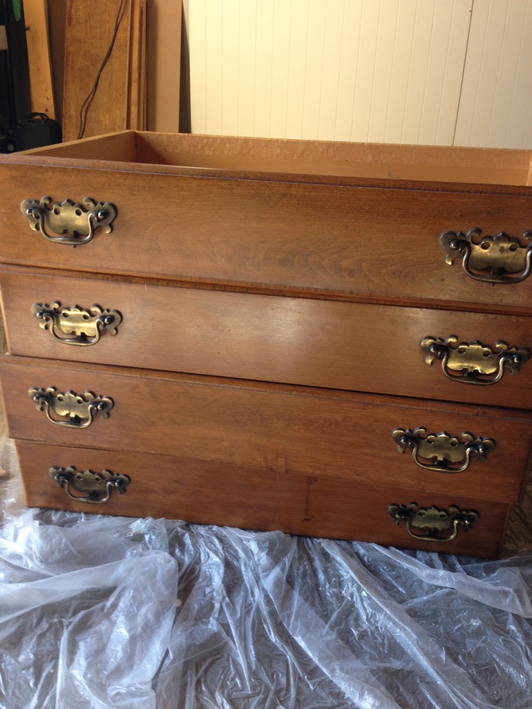 how to paint a union jack on a dresser