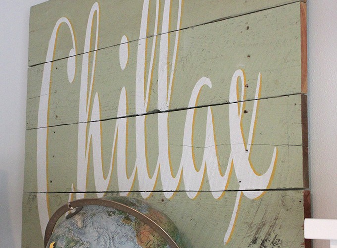 Whatnot Wednesday: Wood Plank Sign Tutorial